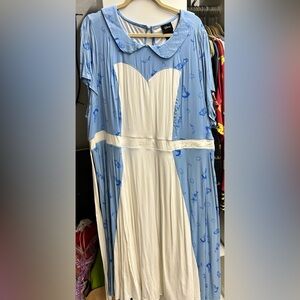 Torrid size 4 Disney’s Alice in Wonderland dress costume